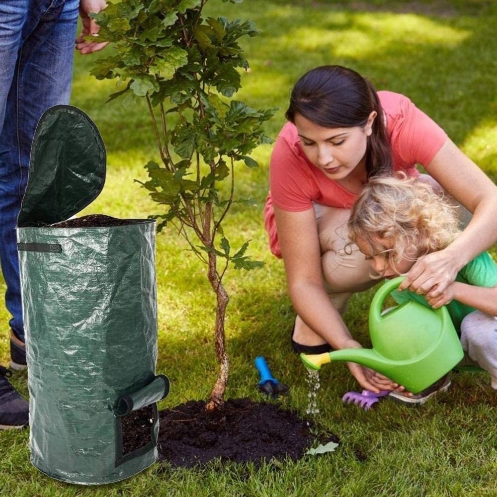 Compost Bin: image 3