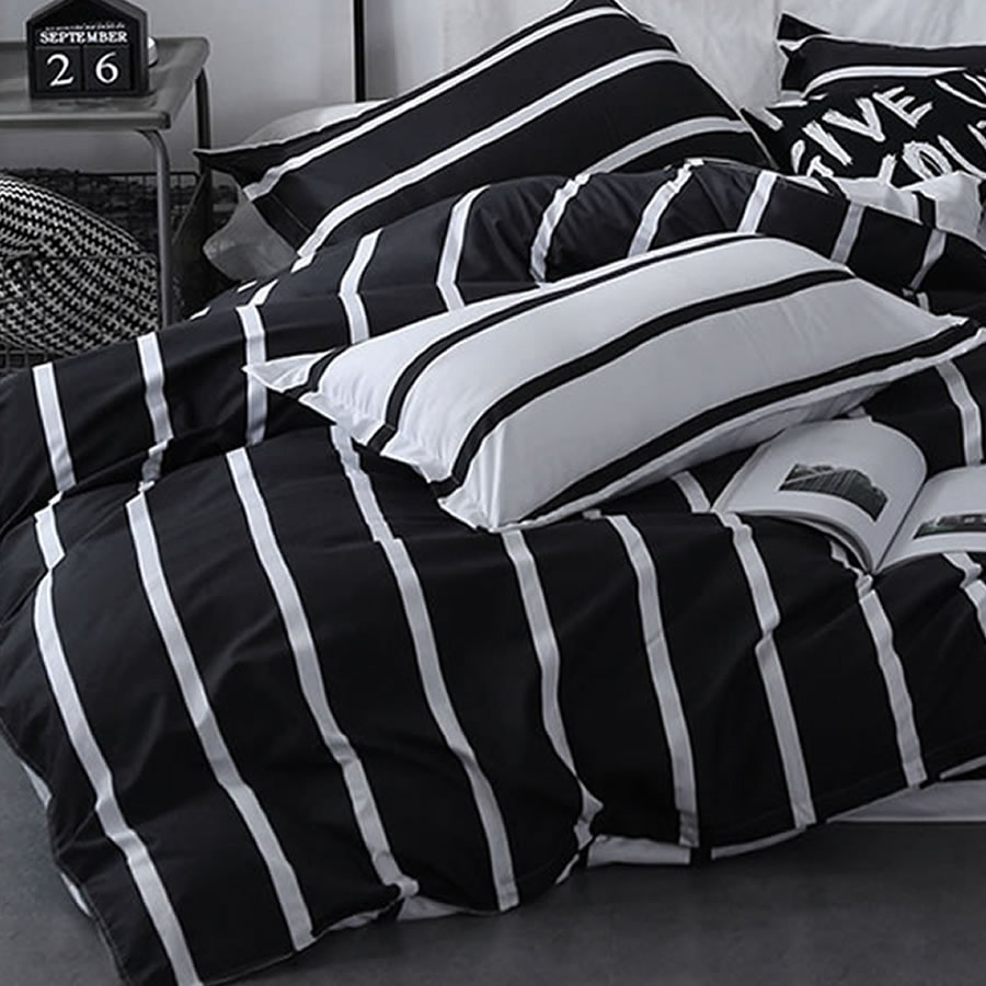 Black & White Bed Linen - Size: Twin: image 3