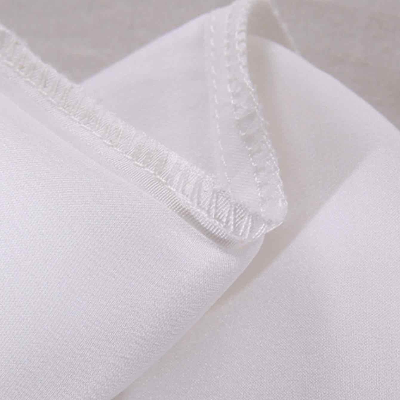 Silk Pillowcase - Colour: Black (Option 1): image 4