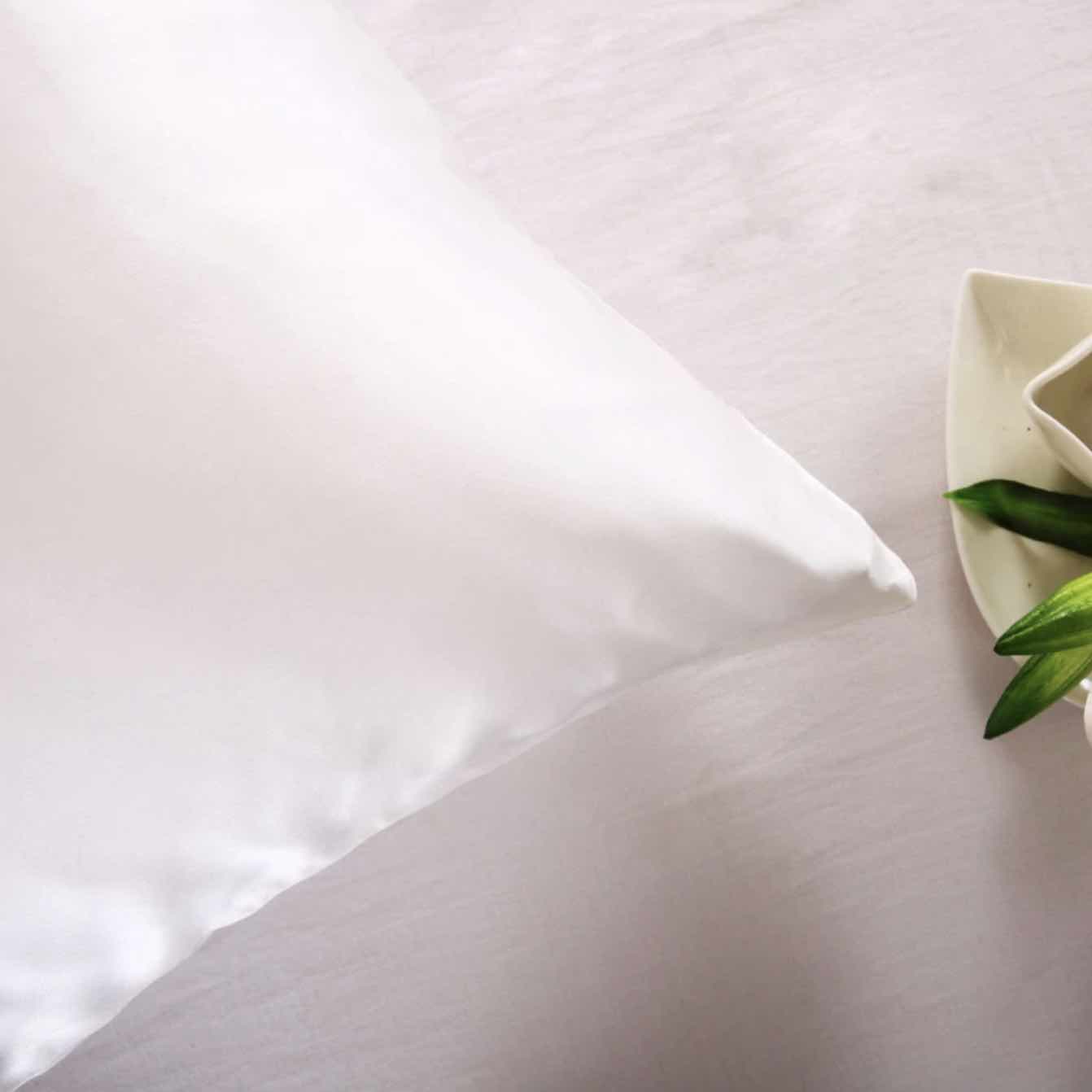 Silk Pillowcase - Colour: Black (Option 1): image 6